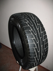 Шины зимние НОКИА бу