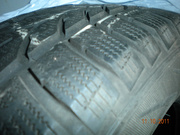 Продам комплект зимней резины 205/60/R16 Б/У