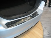 Накладки на пороги, GPS-навигаторы, шины, диски и другие авто-аксессуа