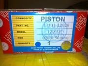 На TOYOTA AVENSIS 2005г.в. комплект поршней и пальцев