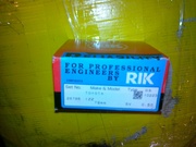 На TOYOTA AVENSIS 2005г.в. комплект поршневых колец