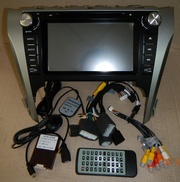 Штатное головное мультимедийное навигационное устройство