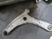 Продам рычаг левый на Mitsubishi Lancer X б/у в хорошем состоянии.