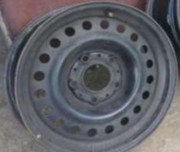 Обменяю б/у стальной диск на BMW R15W6, 5 на R15W6, 0 или продам за 300