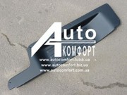 Правый внутренний порог салона на Renault Trafic, Opel Vivaro, Nissan