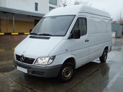 Mercedes Sprinter.