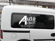 Задний салон, правое окно на автомобиль Opel Combo C (2001–2011)