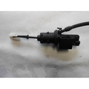 Главный цилиндр сцепления  VW Caddy Touran,  VW Golf V