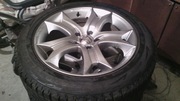продам бу резину зимнюю комплет колес  R18 на титанах