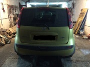 клык бампера задний правый на Ниссан ноут