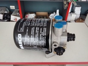 Осушитель воздуха с фильтром (влаготделитель) на автобус Богдан.