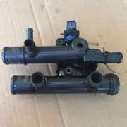 Б/у корпус термостата Renault, Рено 2.2 dCi, 8200709149, 8200709122,