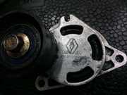 Б/у натяжитель ручейкового ремня Renault 2.2-2.5dCi, 8200761529, Рено