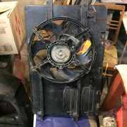 Б/у вентилятор радиатора с диффузором к Smart Forfour, Mitsubishi Colt