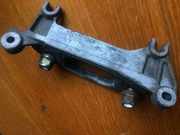 Бу кронштейн опоры КПП Renault Megane 2 ,  8200209324,  Рено Меган 2, 