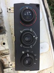 Бу блок управления кондиционером delphi 52416602,  HBS06C21,  