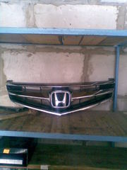 Продам решотку на Хонда Аккорд(Accord) на 2006-2007г. ОТПРАВКА ПО УКРА