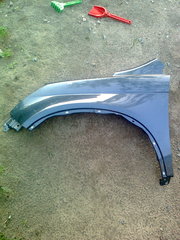 Продам крыло на Хонда CР-В(CR-V) на 2007-2010г. Есть в наличии запчаст